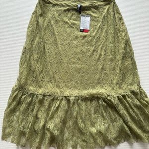 New women net skirt in bottle green in M